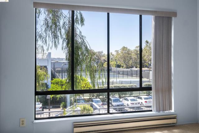 Details for 6 Captain  E341, Emeryville, CA 94608