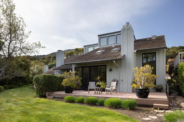 28092 Barn Way, Carmel CA: https://media.crmls.org/mediaz/e410ae90-6849-491d-89c9-c4cc5bd36e01.jpg