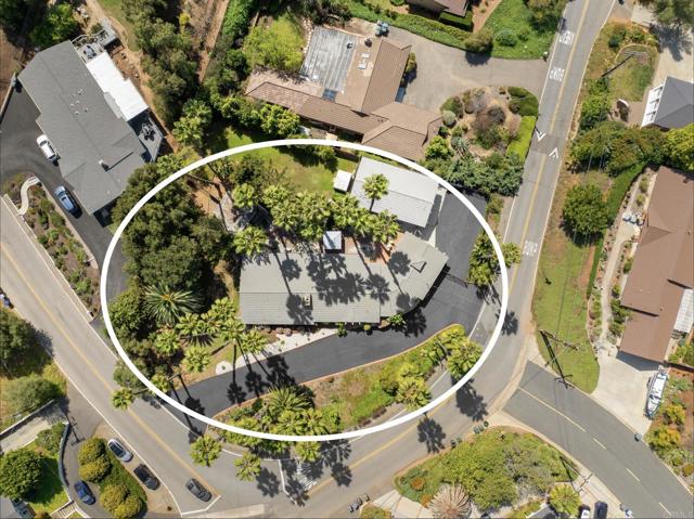 Detail Gallery Image 2 of 55 For 843 Alta Vista Dr, Vista,  CA 92084 - 3 Beds | 2 Baths