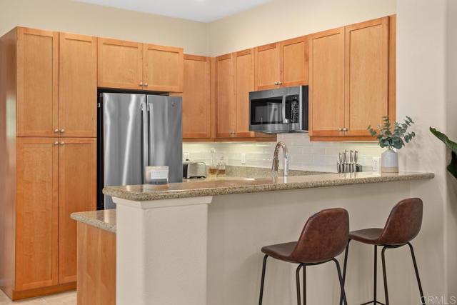 12737 Savannah Creek Drive, San Diego CA: https://media.crmls.org/mediaz/e4121935-14df-4631-ae8a-03af780963a5.jpg