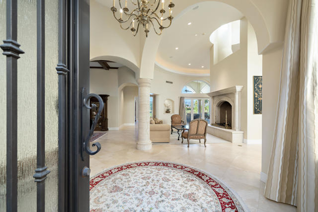 80614 Via Pessaro, La Quinta CA: https://media.crmls.org/mediaz/e4123a93-5b7d-4929-9ff8-a97a621b62d5.jpg