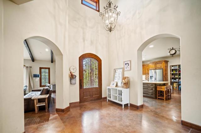 17551 Pond Derosa Lane, Prunedale CA: https://media.crmls.org/mediaz/e4126a2b-d67d-4acf-9cb6-7667cbdcc8e9.jpg
