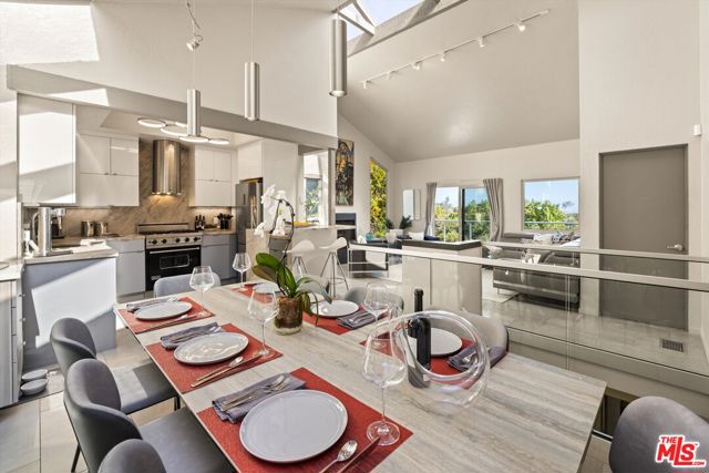 840 Cheltenham Road, Santa Barbara CA: https://media.crmls.org/mediaz/e412d3ec-3c85-487a-8439-668c2a6d7eaf.jpg