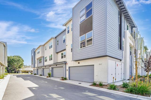 5601 Linen Court, San Ramon CA: https://media.crmls.org/mediaz/e413601f-d44f-475e-925a-cf081685948c.jpg