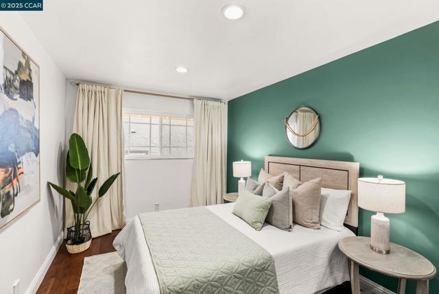 1925 Burnside Ct, Concord CA: https://media.crmls.org/mediaz/e414805b-cec1-4145-931e-1c8e6960cabe.jpg