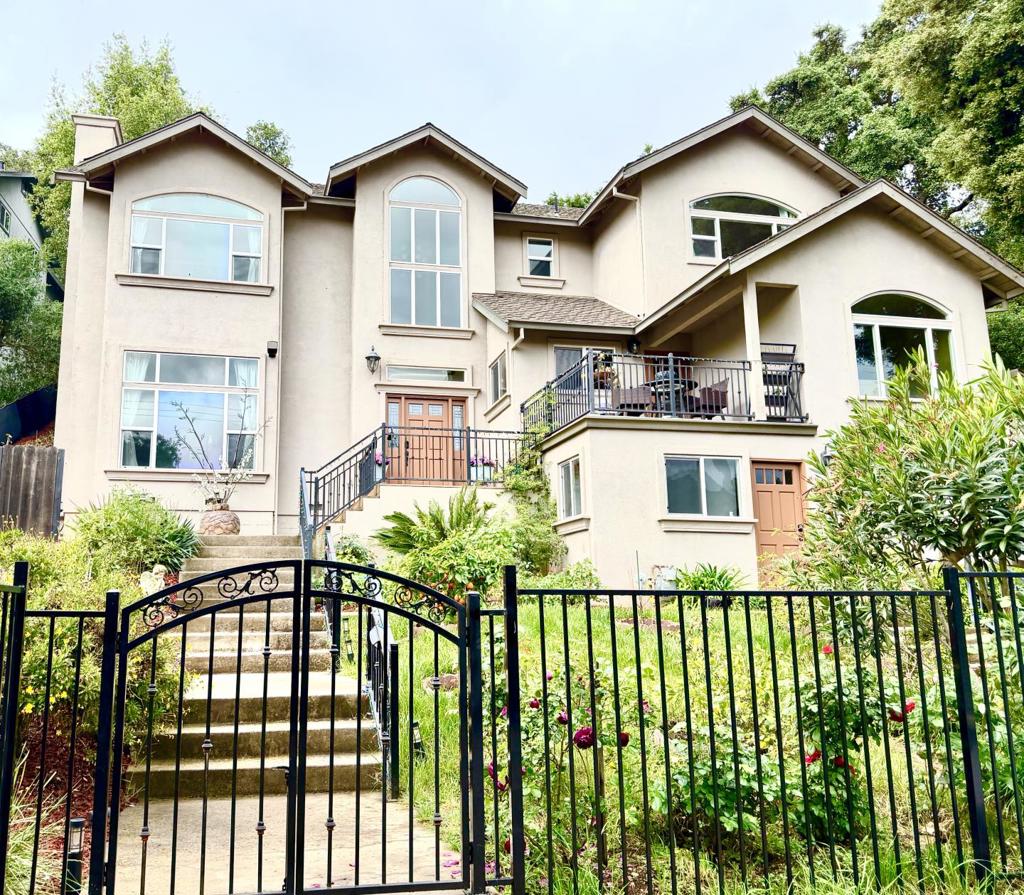 17645 Manzanita Drive