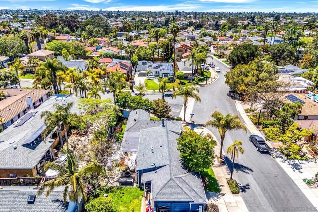 4725 Adams Ave, San Diego CA: https://media.crmls.org/mediaz/e416df1f-a33d-482b-9667-76eb54c18a24.jpg