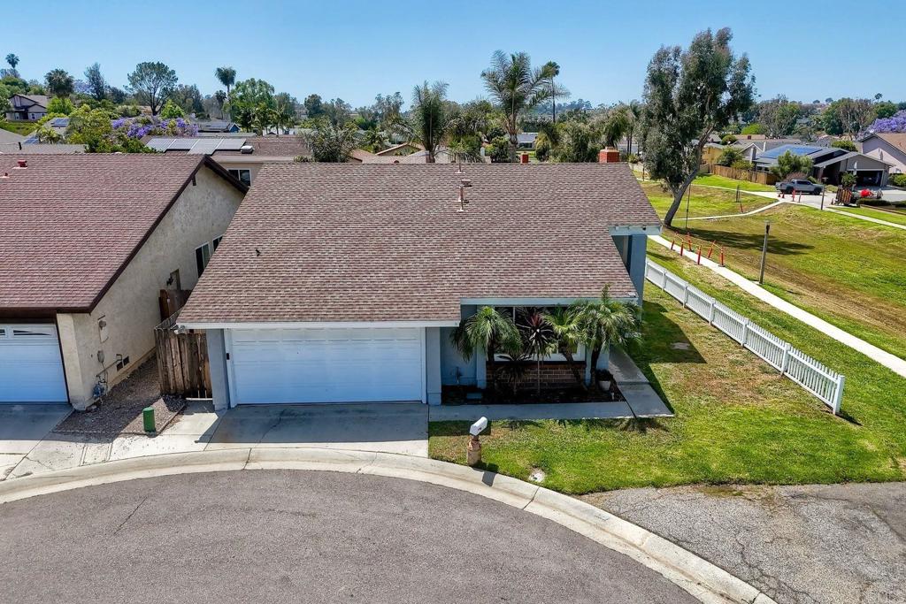 1114 Red Hawk Way - photo 3