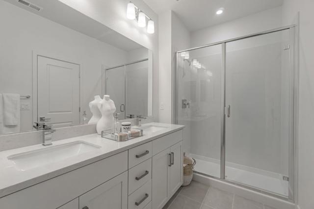 146 Oak Circle, Walnut Creek CA: https://media.crmls.org/mediaz/e4178210-2fc3-4a2e-be56-fc9fa4a0a446.jpg