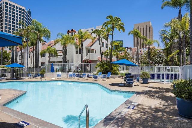 701 Kettner Blvd, San Diego CA: https://media.crmls.org/mediaz/e418eb3a-fd11-4a3f-a9e5-bd516f627add.jpg