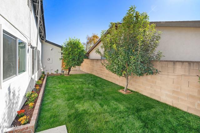 2091 Marter Avenue, Simi Valley CA: https://media.crmls.org/mediaz/e41a3a9d-6c22-4416-925b-a2b657f831bd.jpg