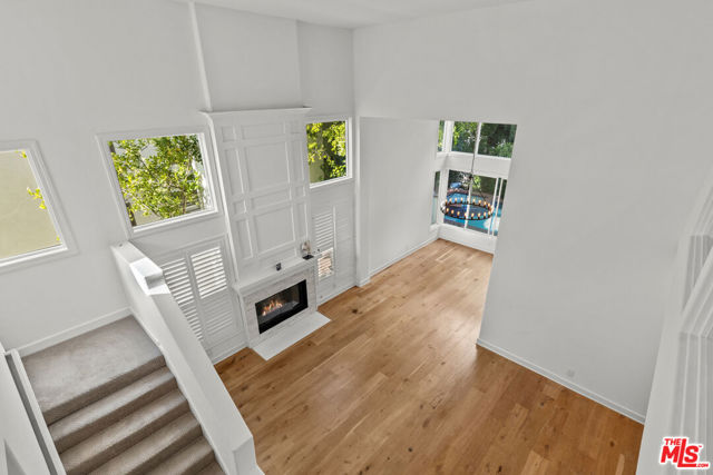 4370 Park Monte Nord, Calabasas CA: https://media.crmls.org/mediaz/e41acf1a-7b4c-44ac-8102-c1089e601a95.jpg