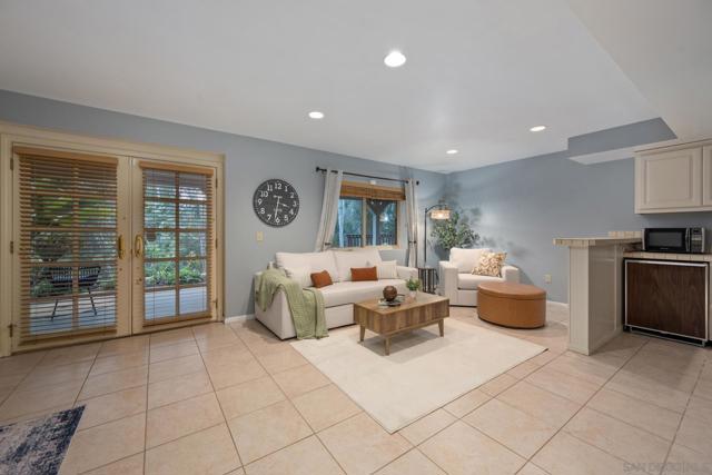 10575 Spruce Grove Ave, San Diego CA: https://media.crmls.org/mediaz/e41af776-241e-47c2-9a3e-a40b7cda47f9.jpg