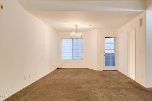 10925 Blix Street, Toluca Lake CA: https://media.crmls.org/mediaz/e41cdb8e-29ee-4766-b9c8-a7d201983936.jpg