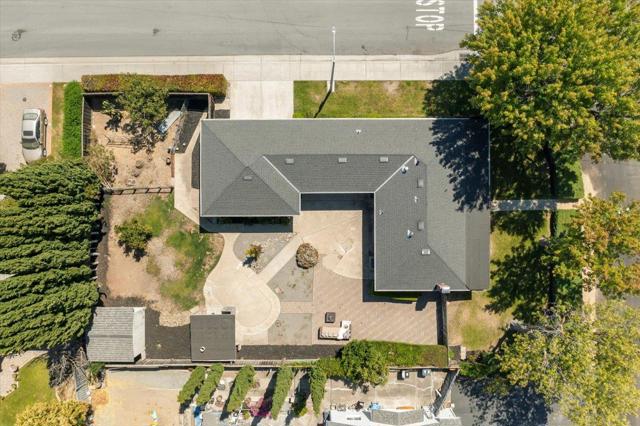 543 Crawford Drive, Sunnyvale CA: https://media.crmls.org/mediaz/e41ce896-eb40-4cd4-9b28-3ca6fba12f76.jpg