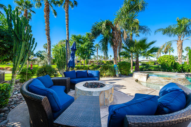 48170 Hjorth Street, Indio CA: https://media.crmls.org/mediaz/e41d06ba-5718-4474-a5d2-41dd65d0109e.jpg