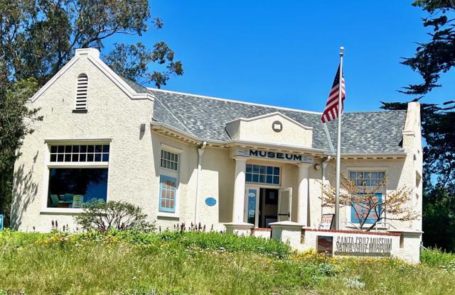 1122 Seabright Avenue, Santa Cruz CA: https://media.crmls.org/mediaz/e41d5beb-b65d-499f-a033-5fbc13018a48.jpg