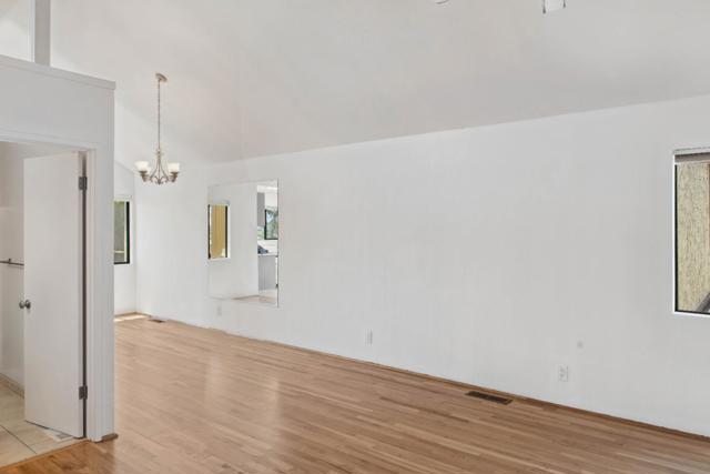 26 Seacliff Drive, Aptos CA: https://media.crmls.org/mediaz/e41dc882-928c-4c32-9467-1c8a7eb6d5d4.jpg