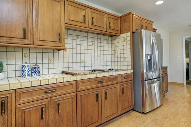 Image 13 of 21 For 1315 Whitegate Avenue