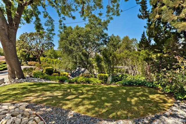 423 Lakeview Road, Pasadena CA: https://media.crmls.org/mediaz/e41eea51-1cda-454c-8af6-f7078b0cce55.jpg