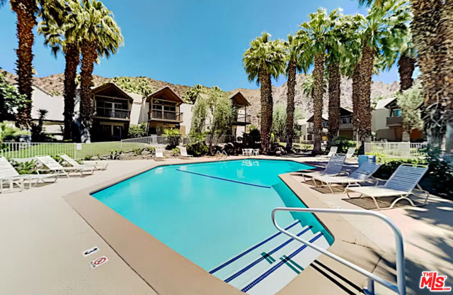 78155 Cabrillo Lane, Indian Wells CA: https://media.crmls.org/mediaz/e41f5bdc-fea8-43ae-9bde-f482e190492b.jpg