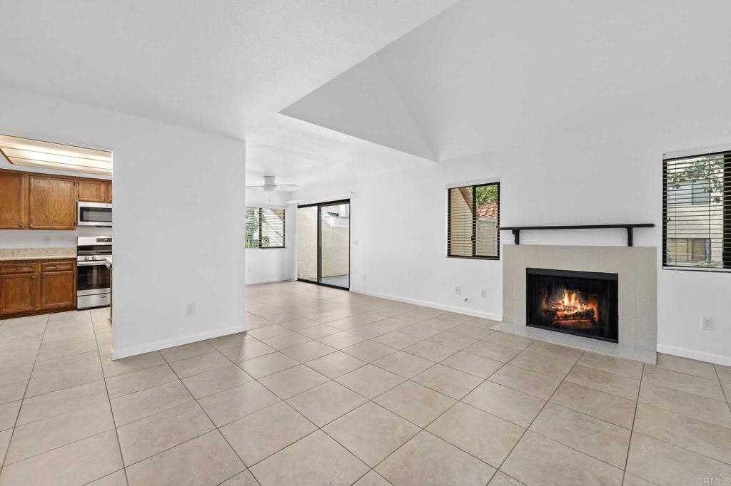 337 N Melrose Drive #E