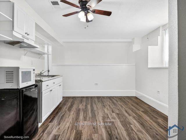 421 N 13th Street, San Jose CA: https://media.crmls.org/mediaz/e420c3ff-c647-44b4-a3bf-8ec07267d319.jpg