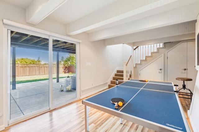 1524 Alturas Drive, Burlingame CA: https://media.crmls.org/mediaz/e42226a2-2502-4be4-bcb9-3009918cac5c.jpg