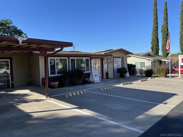 520 D St, Ramona, California 92065, ,Commercial Sale,For Sale,D St,240019640SD