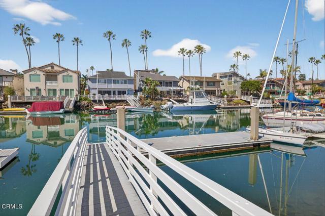 Detail Gallery Image 6 of 76 For 2941 Surfrider Ave, Ventura,  CA 93001 - 5 Beds | 3 Baths