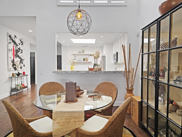 38858 Lobelia Circle, Palm Desert CA: https://media.crmls.org/mediaz/e4237b6c-b359-4d6c-8f16-09727e77ac86.jpg