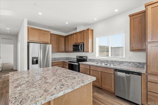 Detail Gallery Image 8 of 43 For 22815 17 Illahee Dr, Alpine,  CA 91901 - 3 Beds | 2/1 Baths