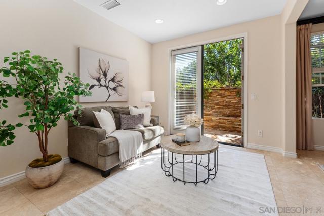 15501 Bristol Ridge Ter, San Diego CA: https://media.crmls.org/mediaz/e4256715-3d31-465a-aade-d6ee36899e66.jpg