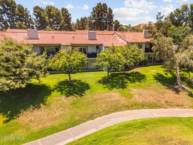 12016 Caminito Campana, San Diego CA: https://media.crmls.org/mediaz/e4258fb1-dccb-41b3-ae86-e43a4cec8e25.jpg