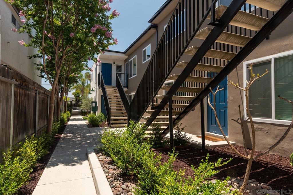 MLS #250042597SD image #9