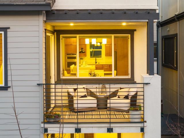 2815 Crusader, Alameda CA: https://media.crmls.org/mediaz/e42721f6-82ab-411f-9153-d6b6fc153173.jpg