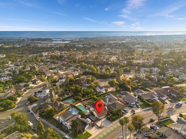 1745 Tamarack Ave, Carlsbad CA: https://media.crmls.org/mediaz/e4285b24-f6b7-40af-9b7f-343cdad673b9.jpg
