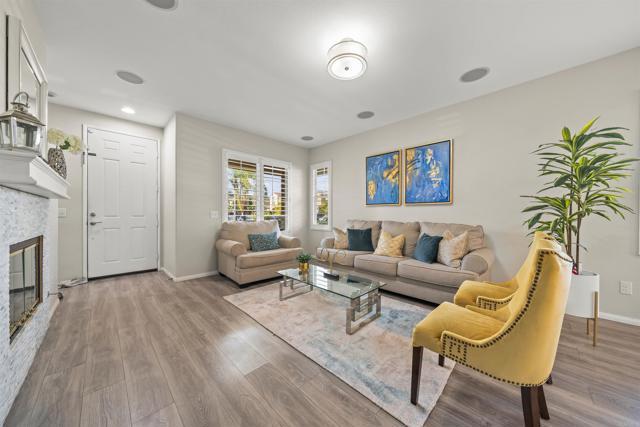 2194 Honeybee Street, Chula Vista CA: https://media.crmls.org/mediaz/e4286cf5-26c7-4af2-86f3-0bc54be8f03e.jpg
