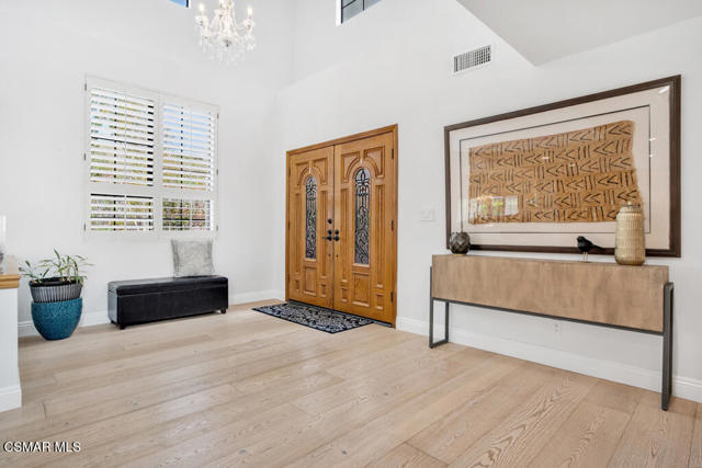 6057 Rainbow Hill Road, Agoura Hills CA: https://media.crmls.org/mediaz/e42925ca-80a9-4c70-bb84-de0d071c8a87.jpg