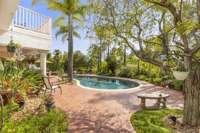 2505 Monterey Glen, Escondido CA: https://media.crmls.org/mediaz/e4298f9d-e0ba-4ab4-beaa-d19de2c091d8.jpg
