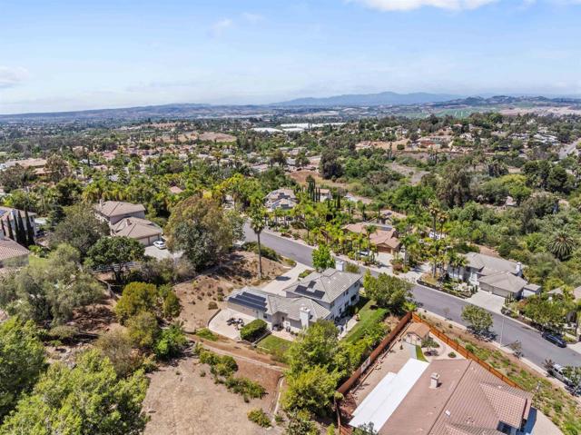 Detail Gallery Image 59 of 67 For 1957 Cresthaven Dr, Vista,  CA 92084 - 4 Beds | 3 Baths