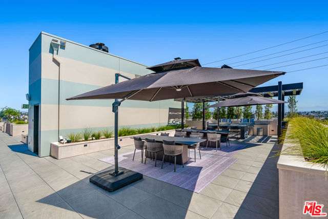 10700 Tabor Street, Los Angeles CA: https://media.crmls.org/mediaz/e429d358-697b-458b-8bfe-a55eae8f01dc.jpg