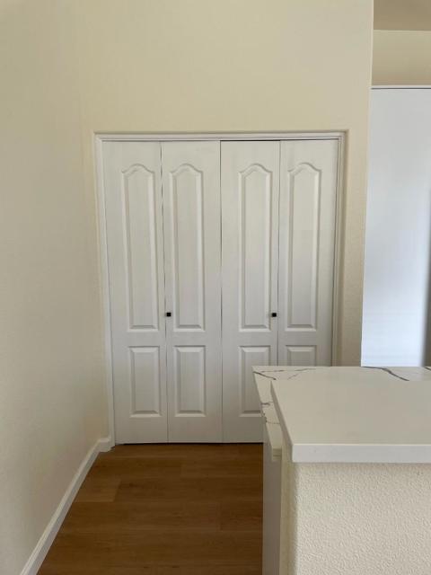 5111 Venice Court, Pleasanton CA: https://media.crmls.org/mediaz/e42a58cb-d4f7-48a5-9bc8-c8fd71c9b433.jpg