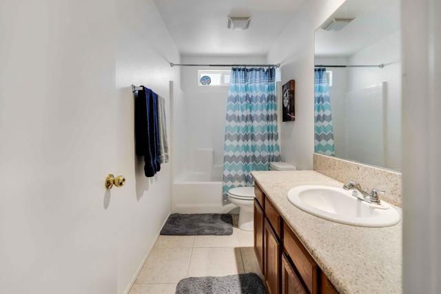 Image 33 of 46 For 1229 Roselle Avenue