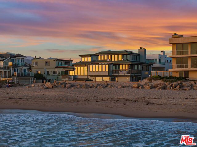 1448 Nathan Lane, Ventura CA: https://media.crmls.org/mediaz/e42d652b-4af6-40c6-80b6-f2d0f092e7bb.jpg