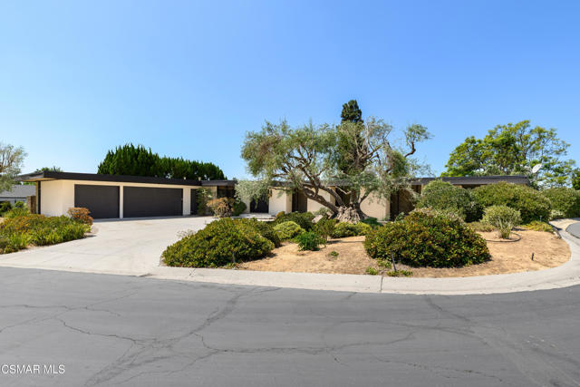 4787 Clubhouse Drive, Somis CA: https://media.crmls.org/mediaz/e42dcdd5-8b30-4e83-9086-aa1456dcbf27.jpg