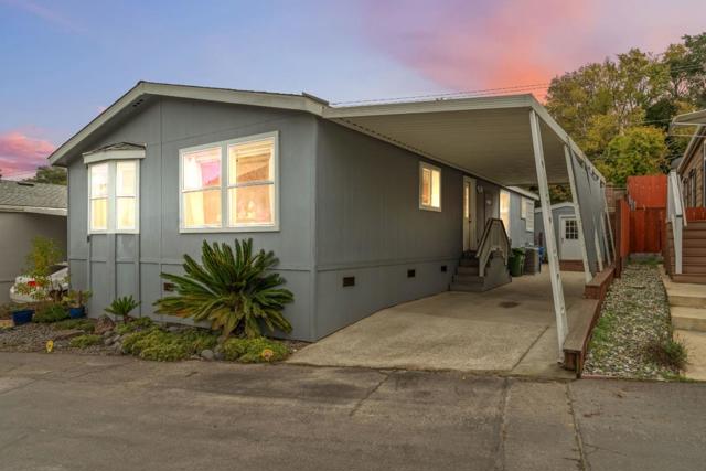 444 Whispering Pines Drive, Scotts Valley CA: https://media.crmls.org/mediaz/e42dea18-18fe-4d0a-bc6a-f02060882df0.jpg