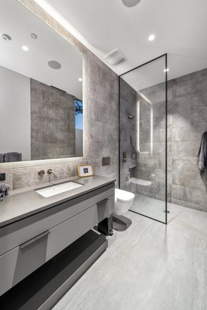 Image 21 of 46 For 74305 Desert Oasis Trail