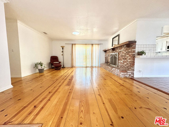 754 Fernando Street, Ojai CA: https://media.crmls.org/mediaz/e42ea04c-6205-49e7-a7df-9f6834b11e45.jpg