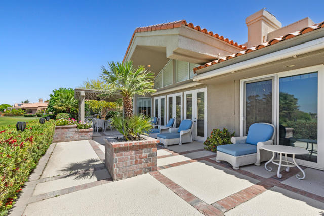 32 Colonial Drive, Rancho Mirage, CA 92270